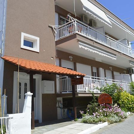 الشقق الفندقية سارتيفي  Giannas House المظهر الخارجي الصورة